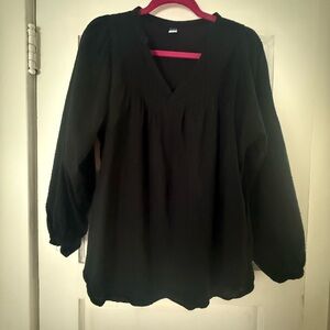 Old Navy Black V-Neck Blouse